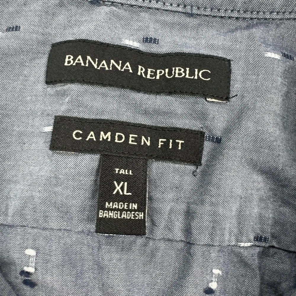 Banana Republic Shirt Mens XLT Blue Chambray Geometric Short Sleeve Button Front